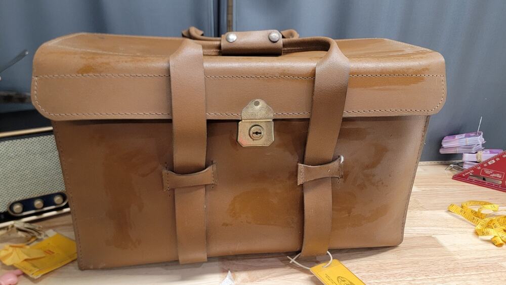 Vintage Brown Leather Camera Bag / Briefcase